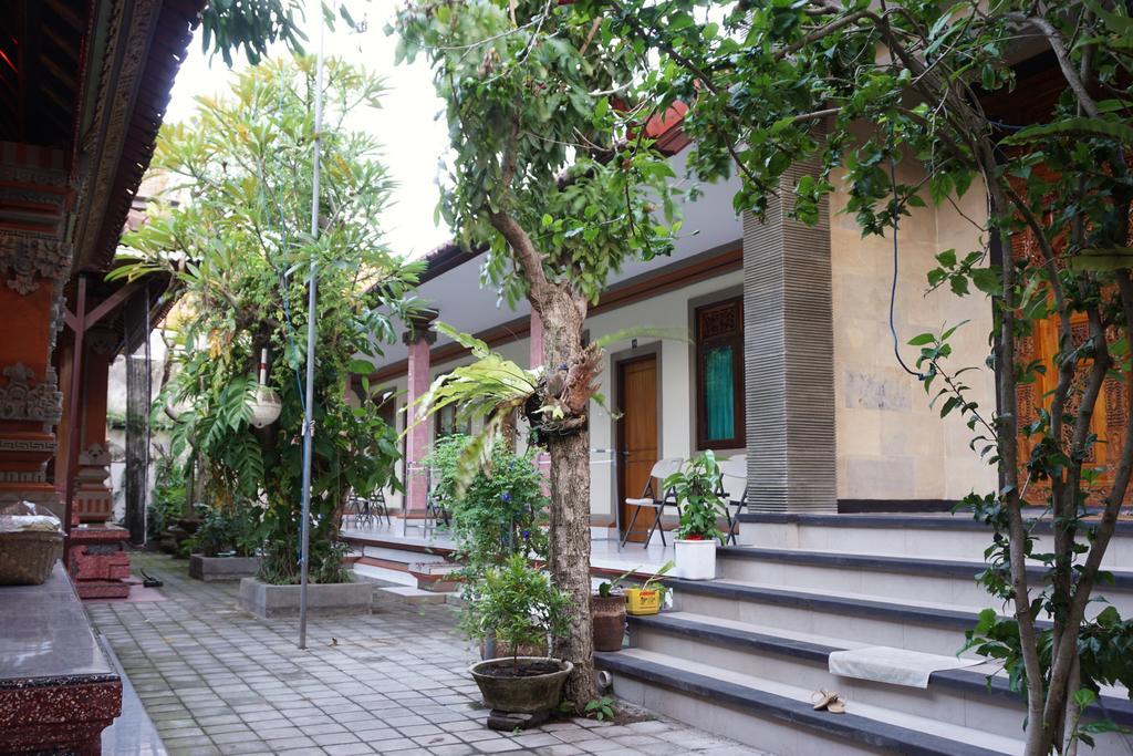 Komala Indah I Hotel Bali Buitenkant foto