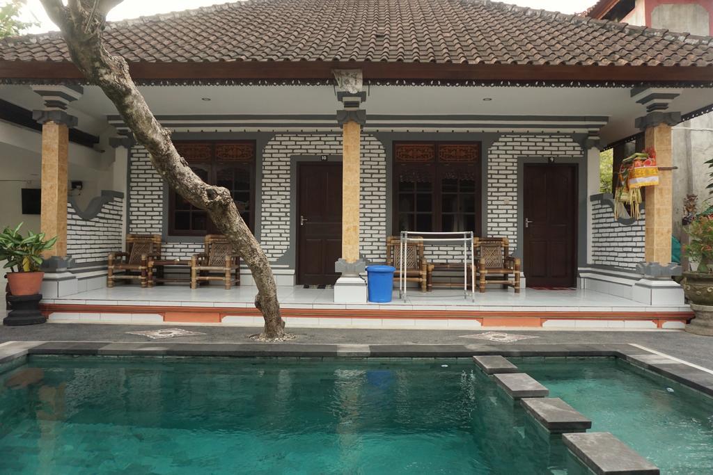 Komala Indah I Hotel Bali Buitenkant foto